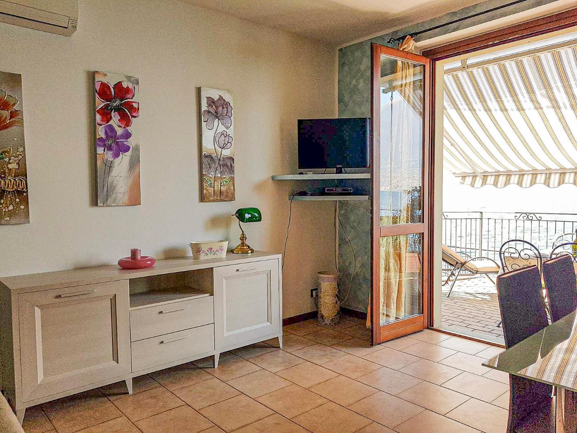 Portobello Apartment Lezzeno